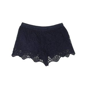 Alya lace detail shorts